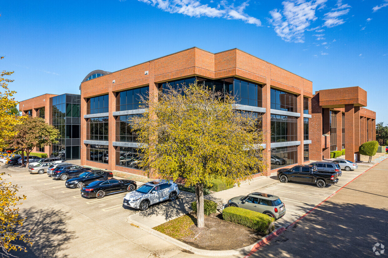 1701 N Collins Main